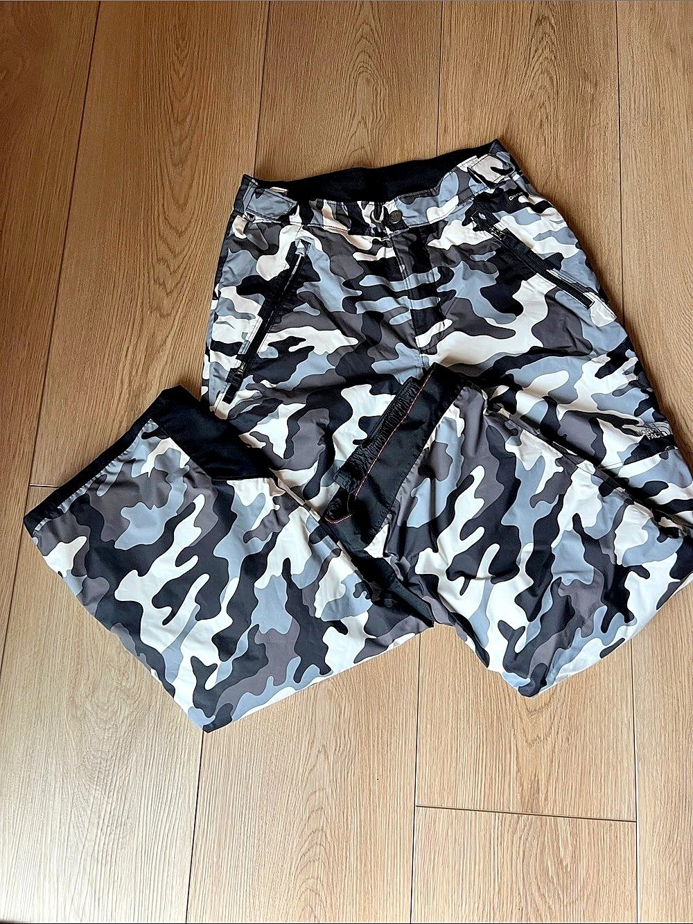 The North Face Freedom Insulated Pants Boys EZ Grow 14/16 Camo